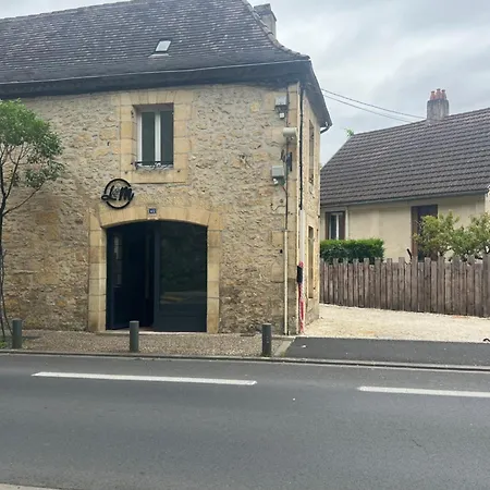 Appartement Entier, L&m, Au Centre De Sarlat, Avec Parking Prive Et A 5min De La Cite Medievale Sarlat