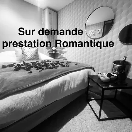 Entier, L&m, Au Centre De Sarlat, Avec Parking Prive Et A 5min De La Cite Medievale Appartement Sarlat